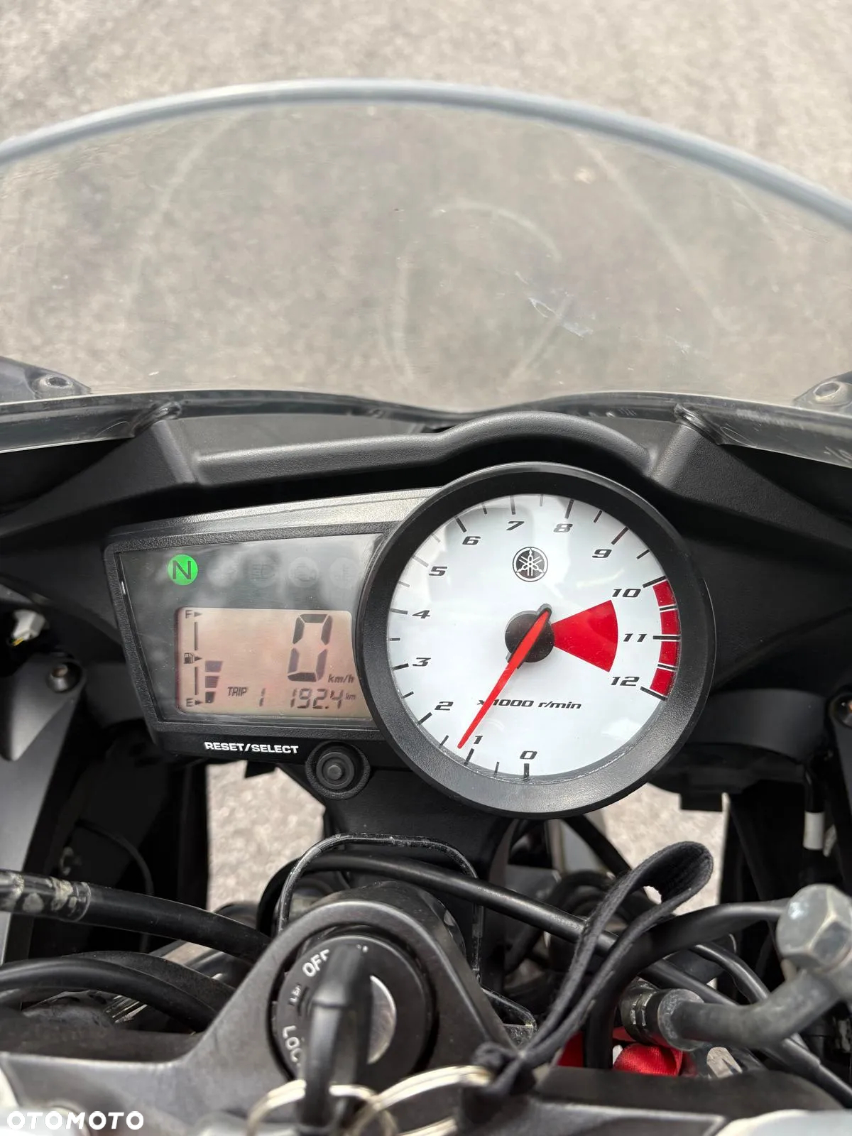 Yamaha YZF - 9