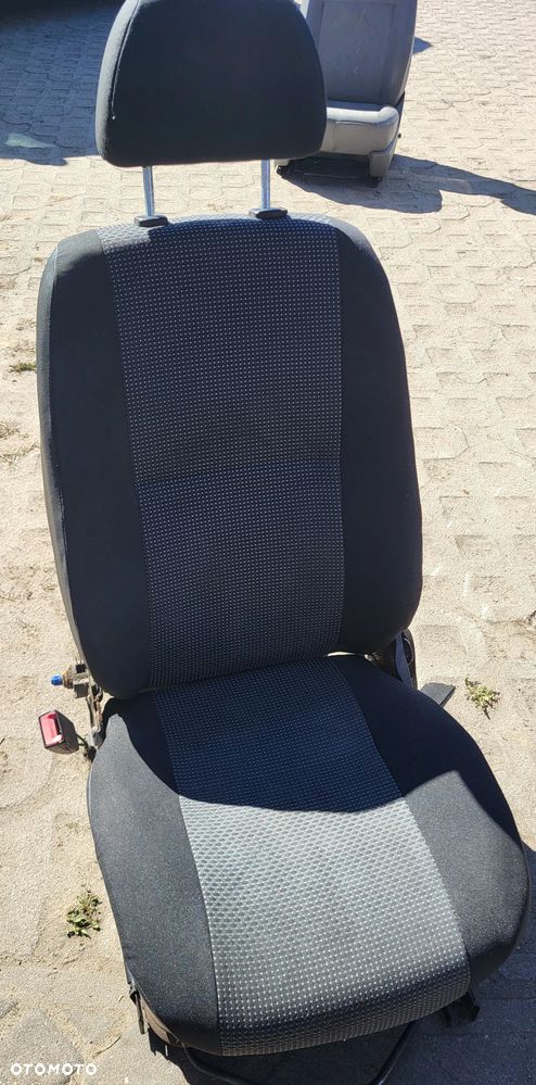 FOTEL LEWY KIEROWCY POJEDYŃCZY Z REGULACJĄ  MERCEDES SPRINTER 906 - 5