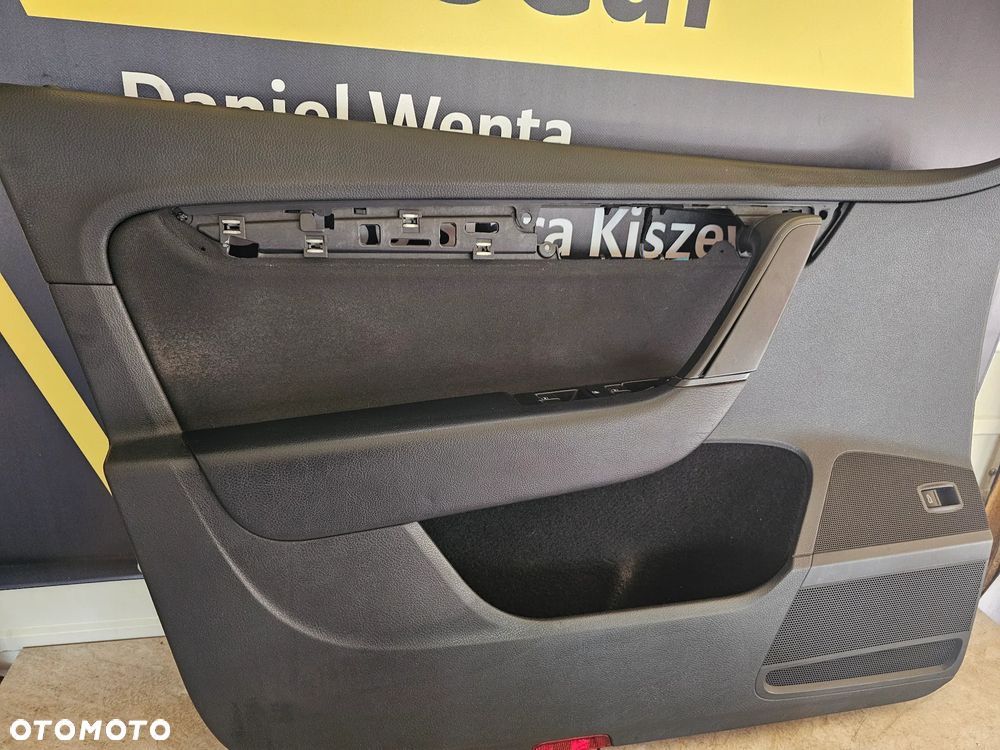 VW PASSAT B7 BOCZKI DRZWI KOMPLET