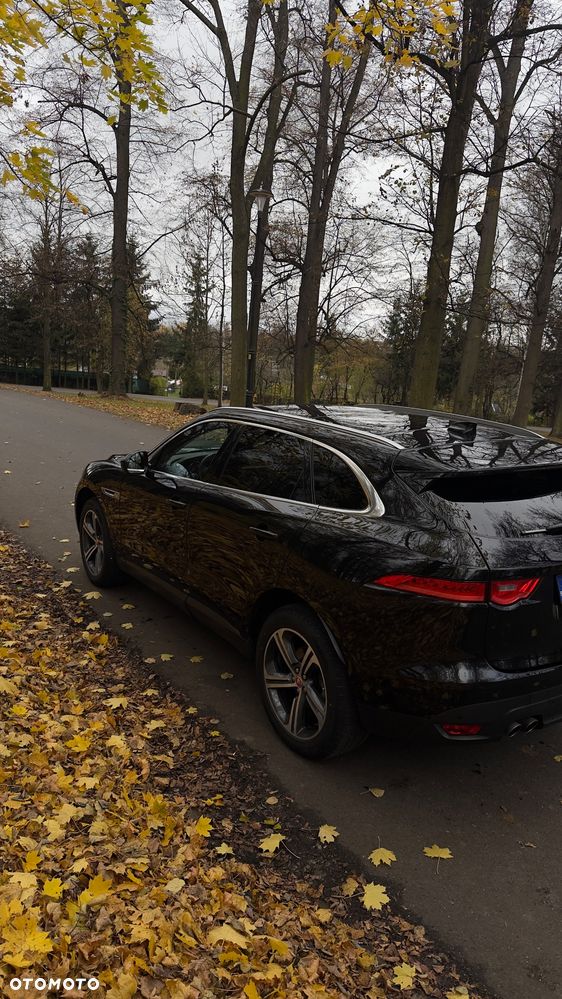 Jaguar F-Pace 20d AWD Chequered Flag - 5