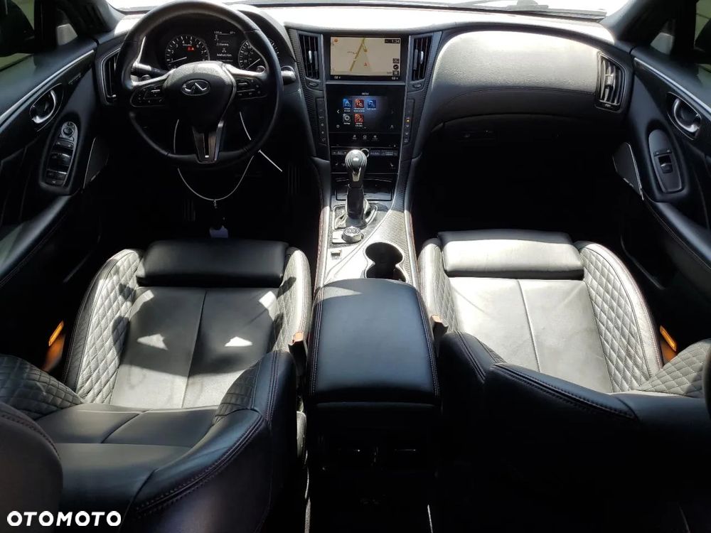 Infiniti Q50 - 8