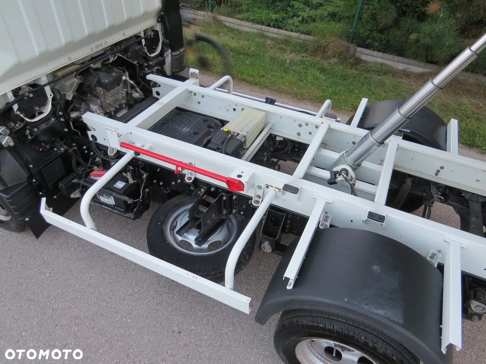 Mitsubishi canter fuso - 13