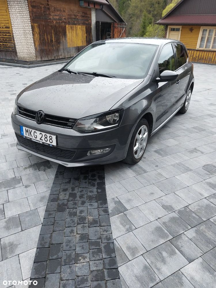 Volkswagen Polo - 2