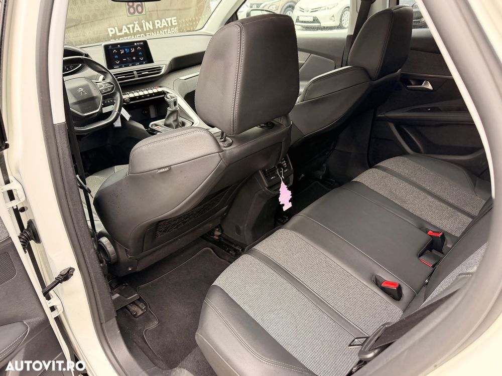 Peugeot 3008 PureTech 130 Stop & Start GPF Allure - 20