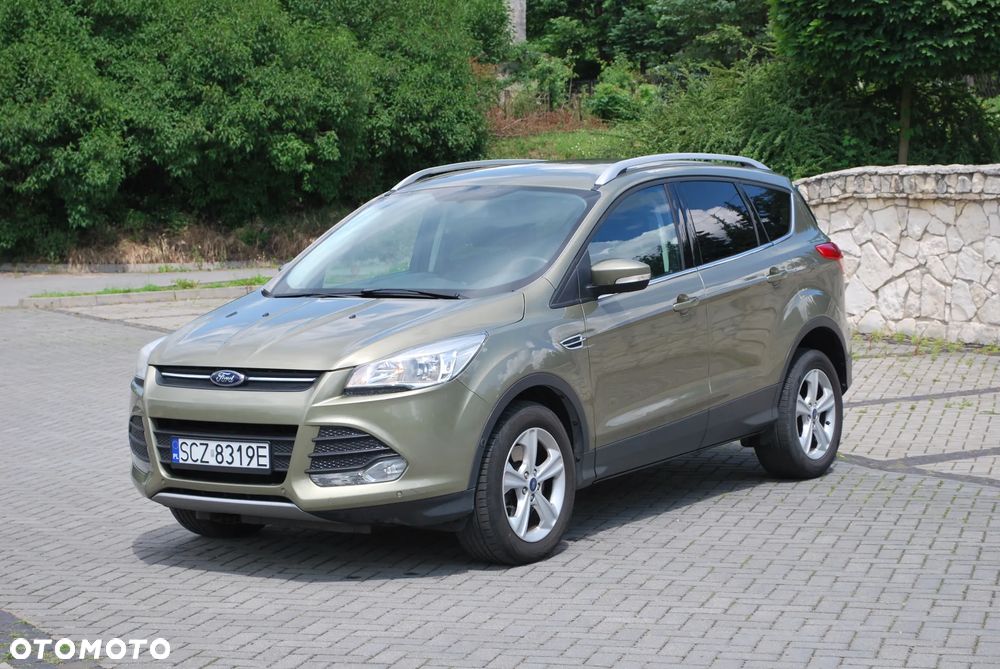 Ford Kuga 2.0 TDCi 2x4 Titanium - 2