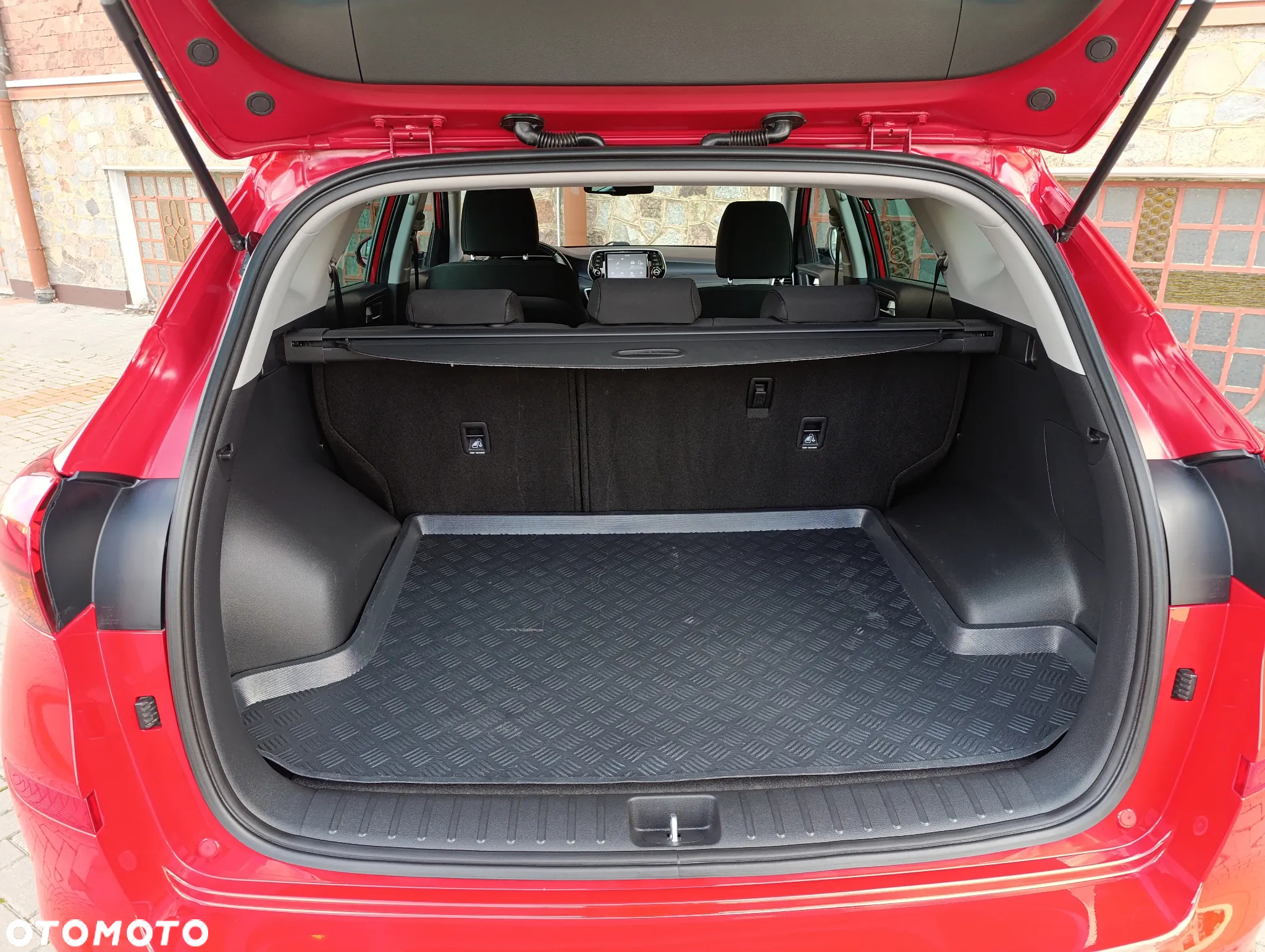 Hyundai Tucson 1.6 GDi Comfort 2WD - 25