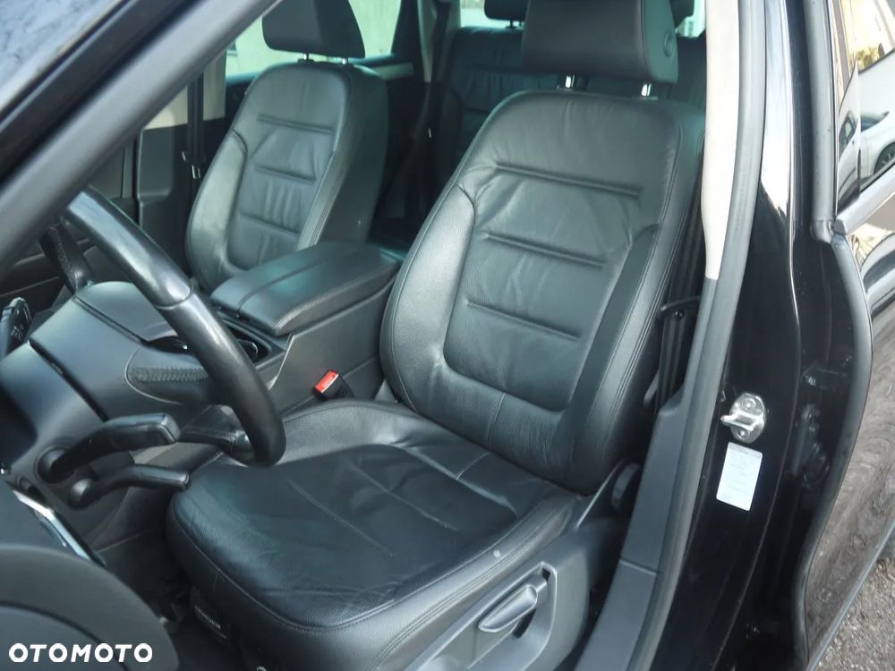 Volkswagen Touareg 3.0 V6 TDI BMT - 22