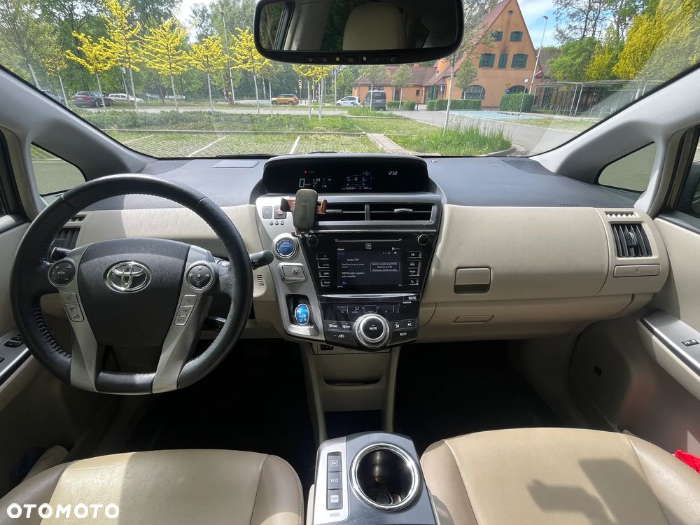 Toyota Prius+ (Hybrid) Comfort - 7
