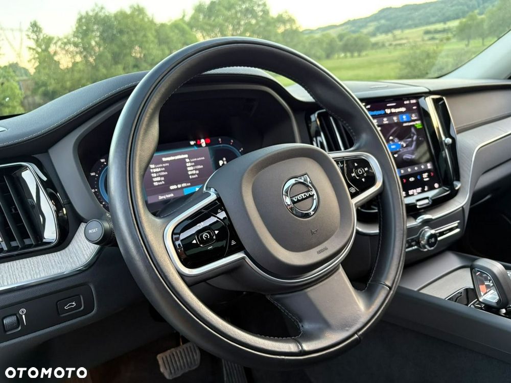 Volvo XC 60 B4 D AWD Inscription - 13