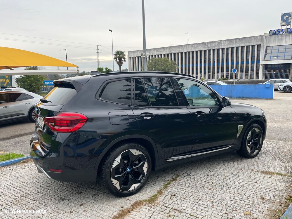 BMW iX3 Inspiring - 9