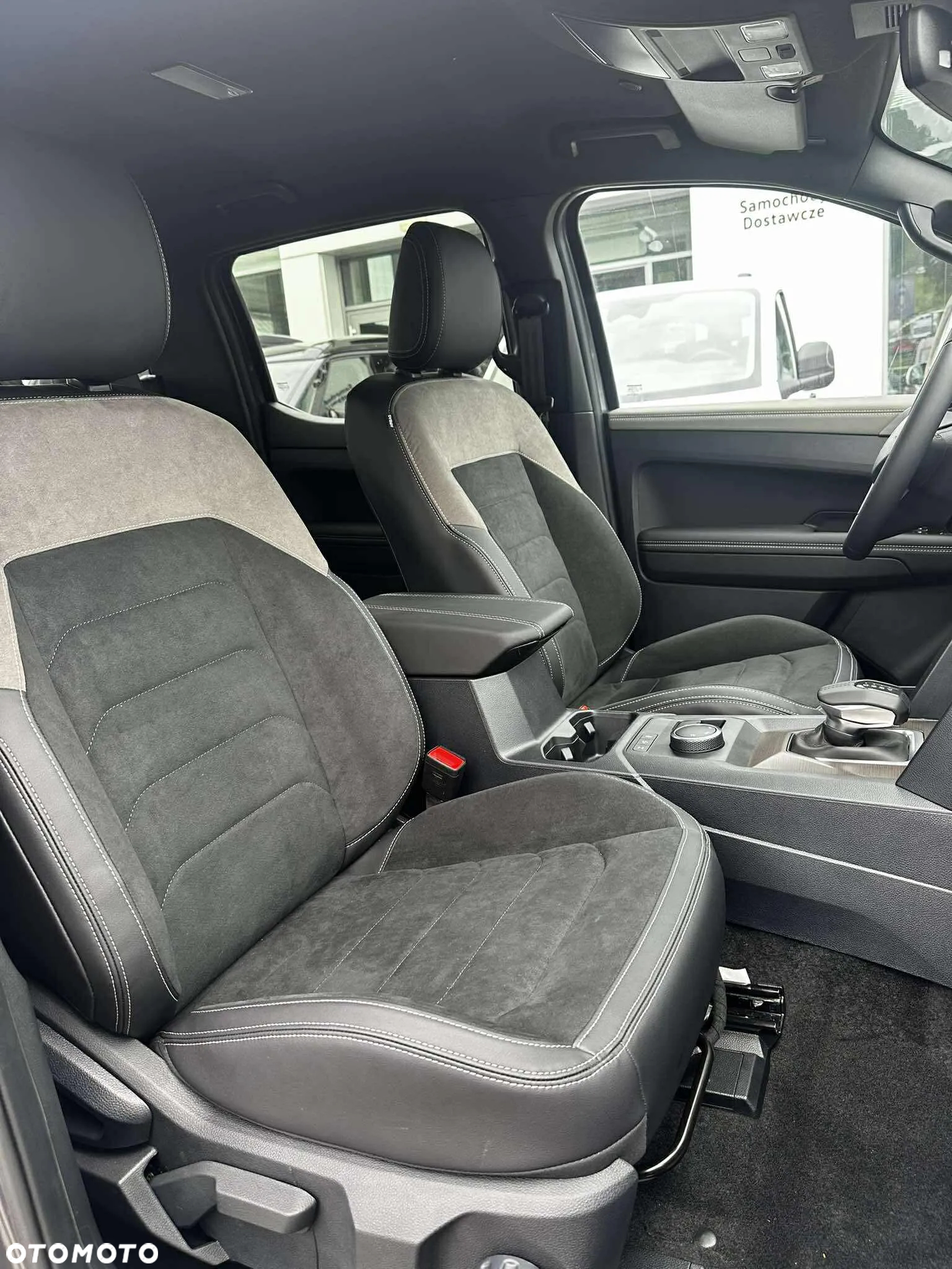 Volkswagen Amarok - 16