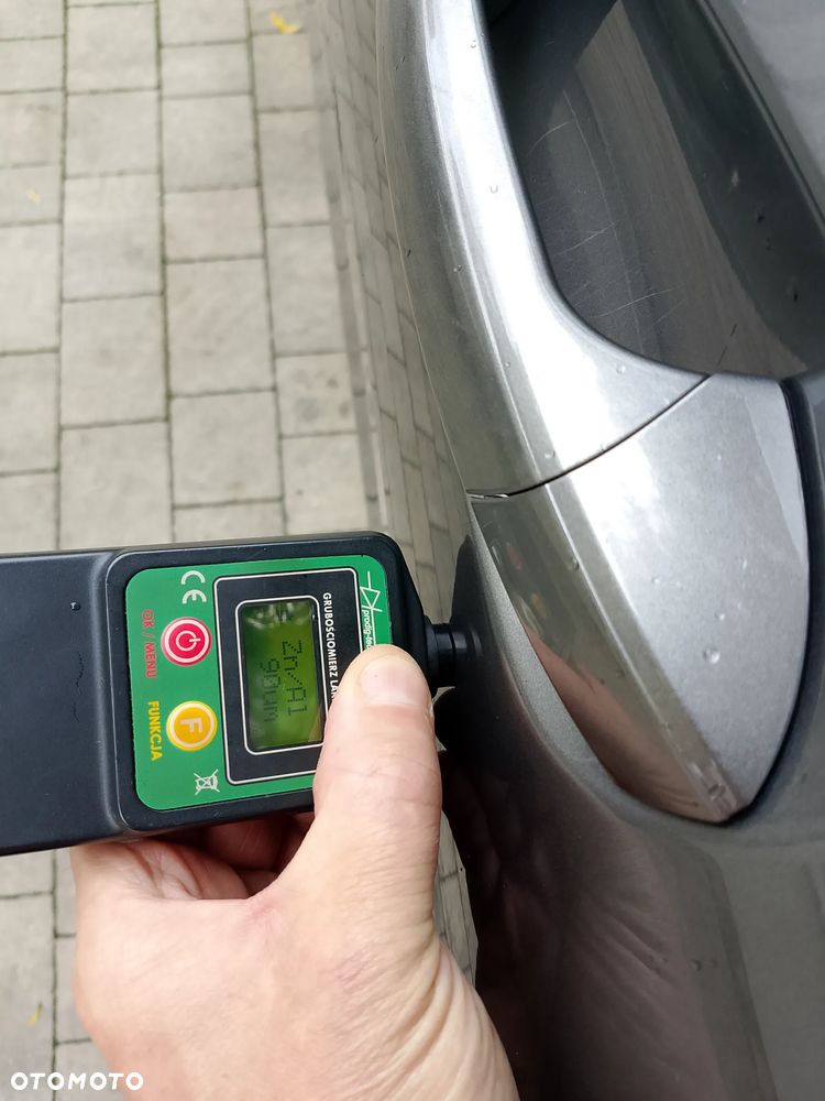 Mercedes-Benz CLA 200 7G-DCT SCORE - 10