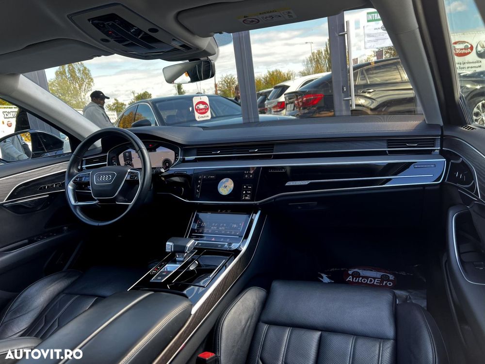 Audi A8 - 6