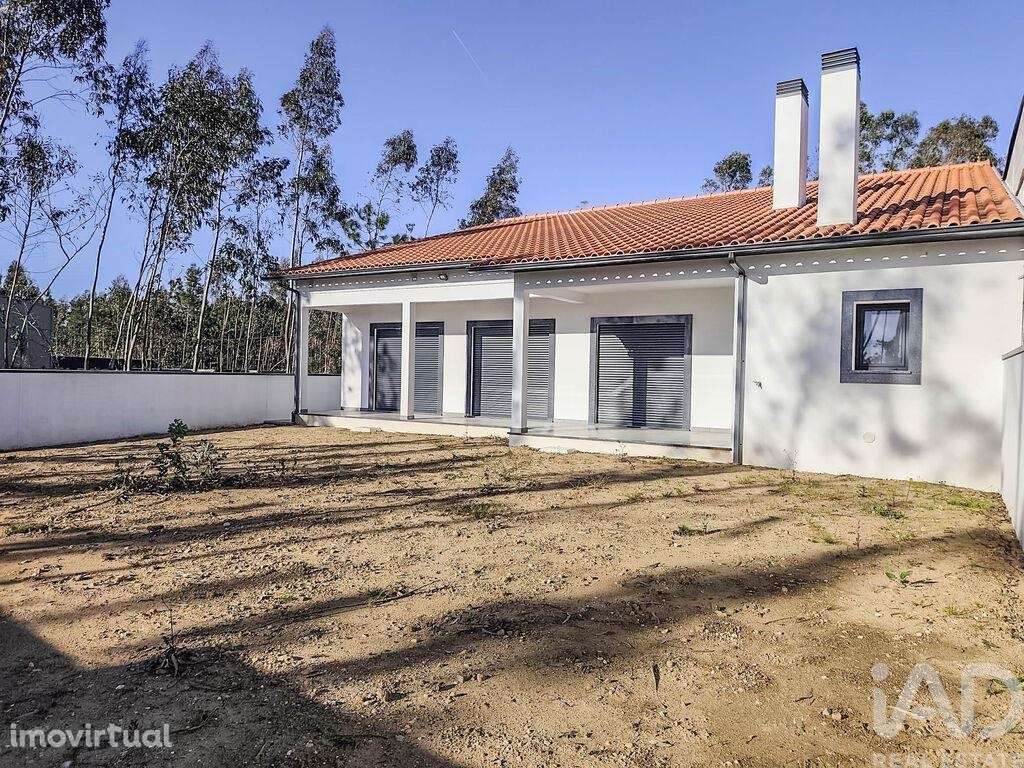 Casa / Villa T3 em Santa Eufémia e Boa Vista de 128,00 m2 - Grande imagem: 3/22