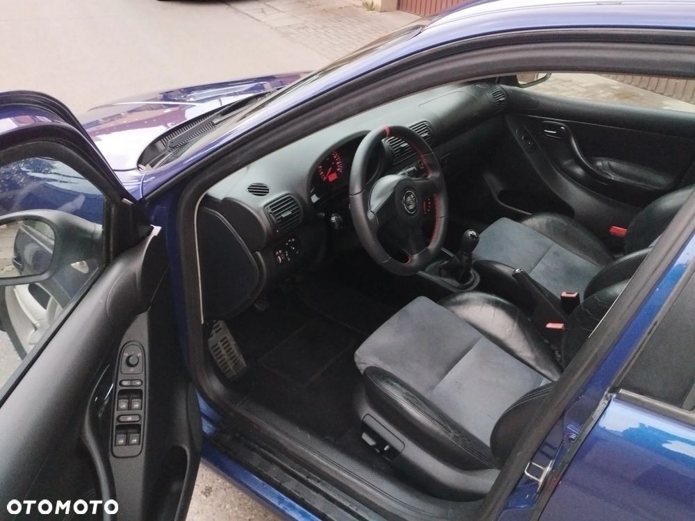 Seat Toledo 2.3 V5 Top Sport - 11