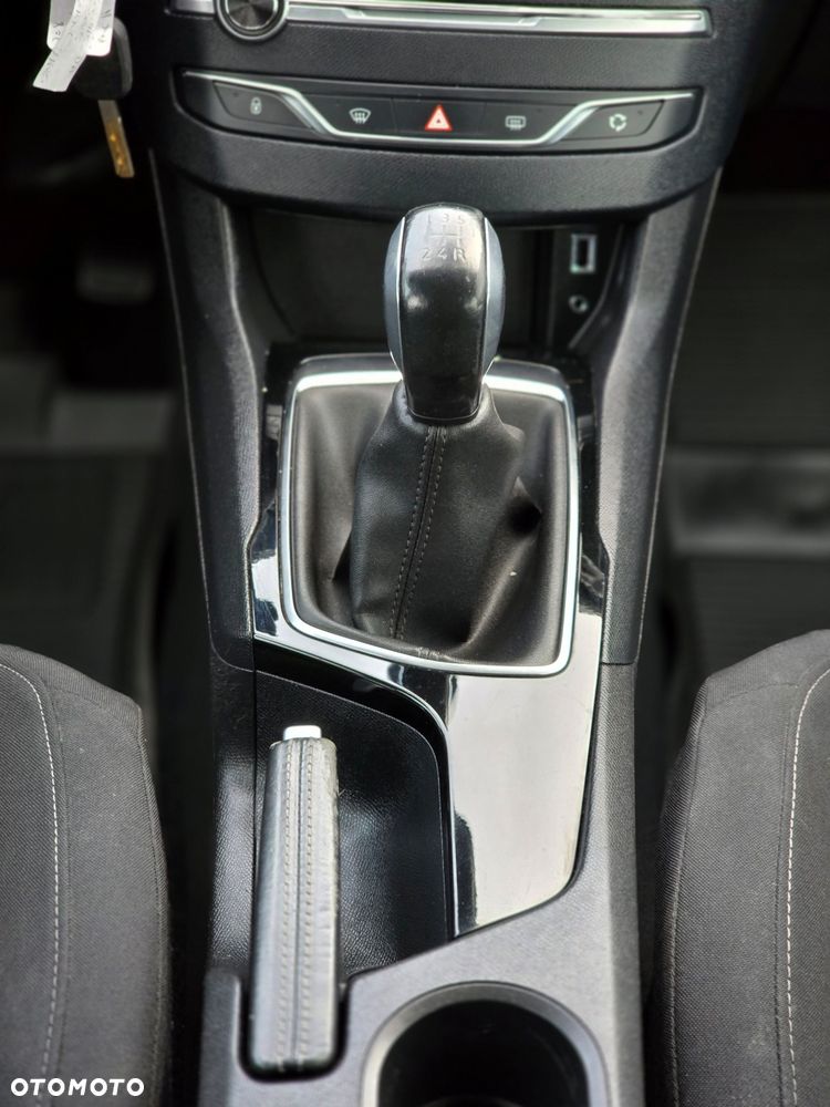 Peugeot 308 - 19