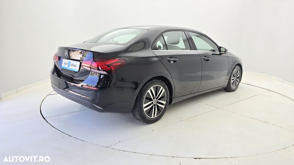 Mercedes-Benz A 200 - 8