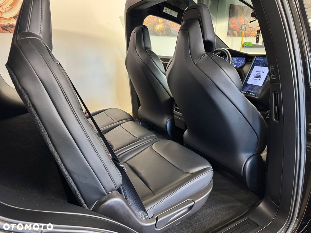 Tesla Model X Performance - 24