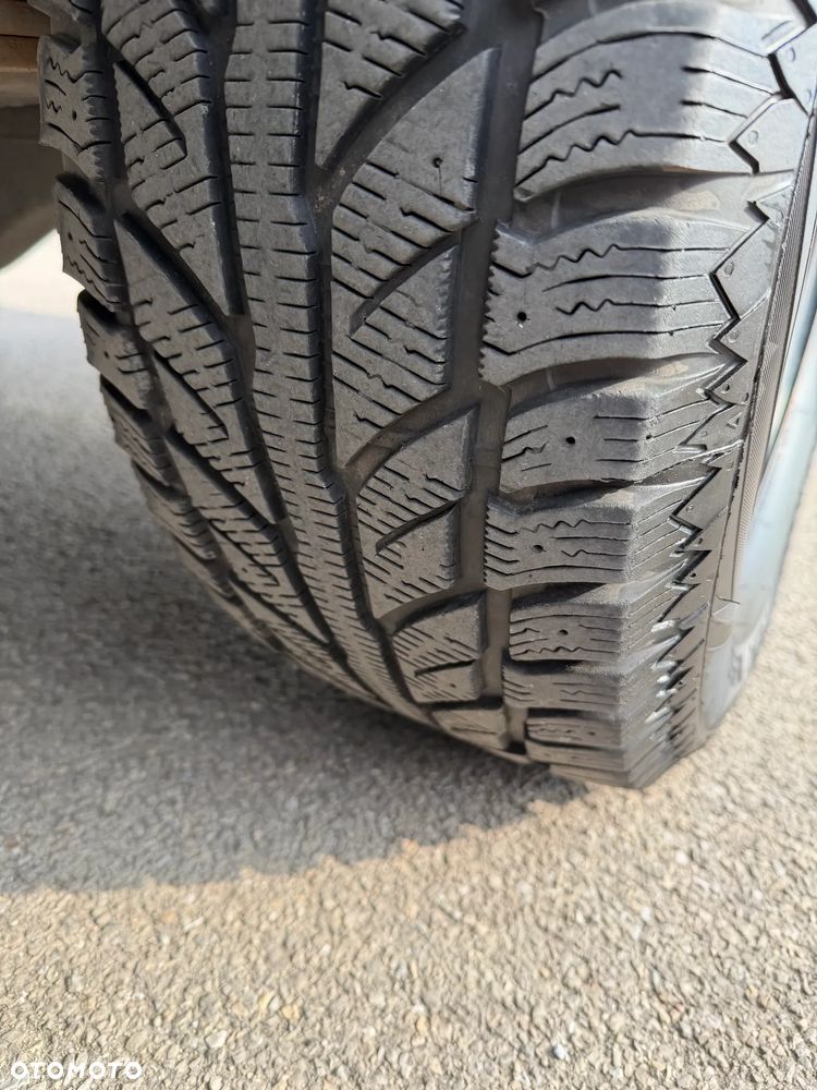 Toyota Hilux 4x4 Double Cab Duty - 7