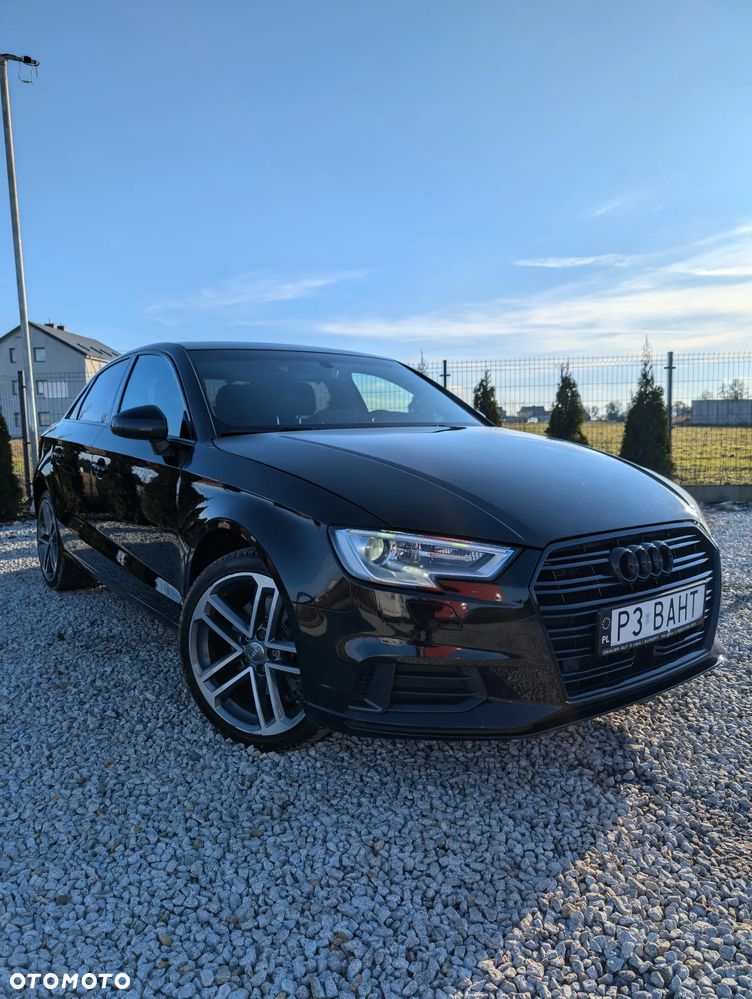Audi A3 Limousine 40 TFSI quattro S tronic S line - 4