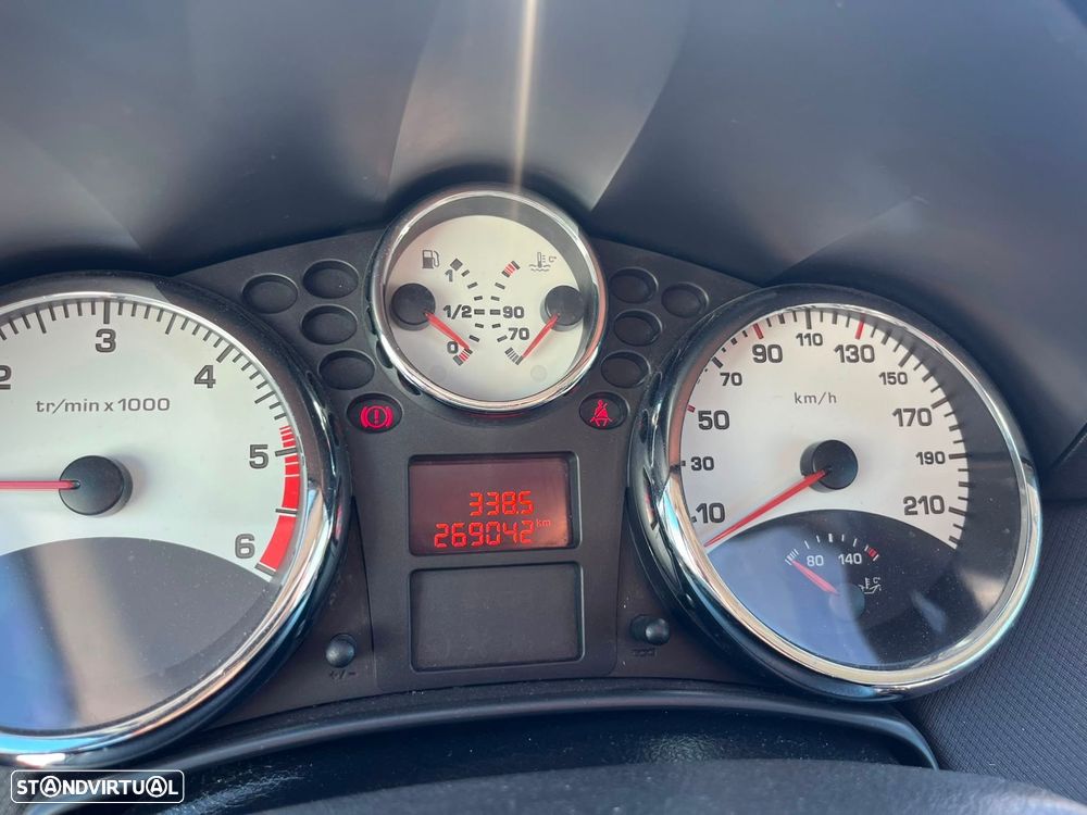 Peugeot 207 1.6 HDi Sport - 19