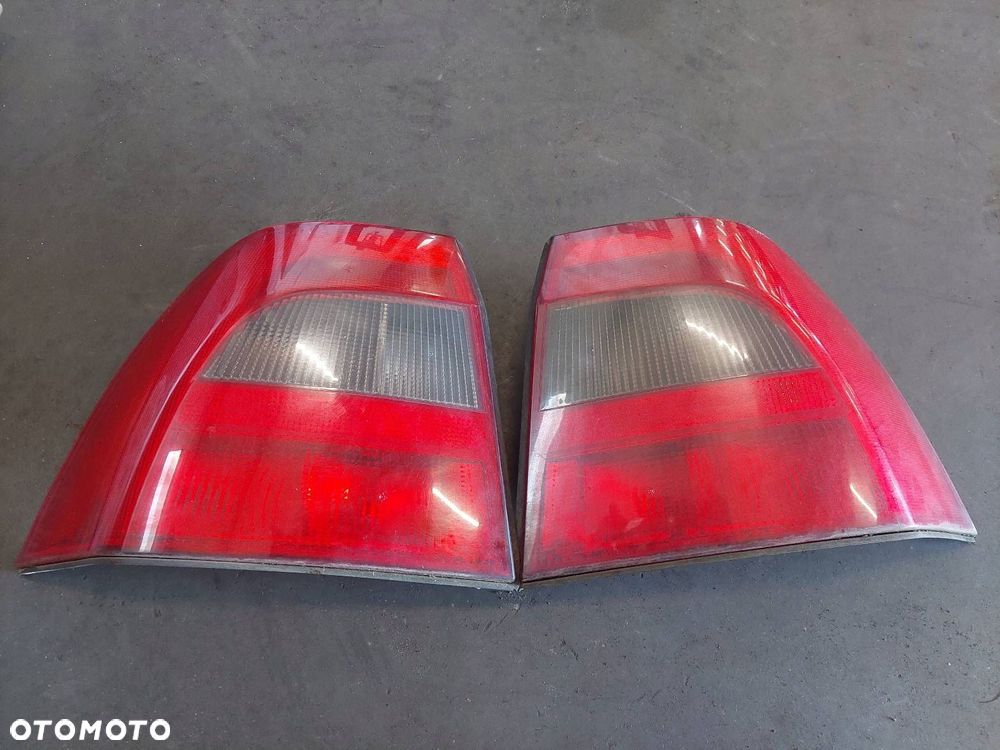 KOMPLETNY TYŁ OPEL VECTRA B LIFT Z147 SEDAN 99-02r - 2