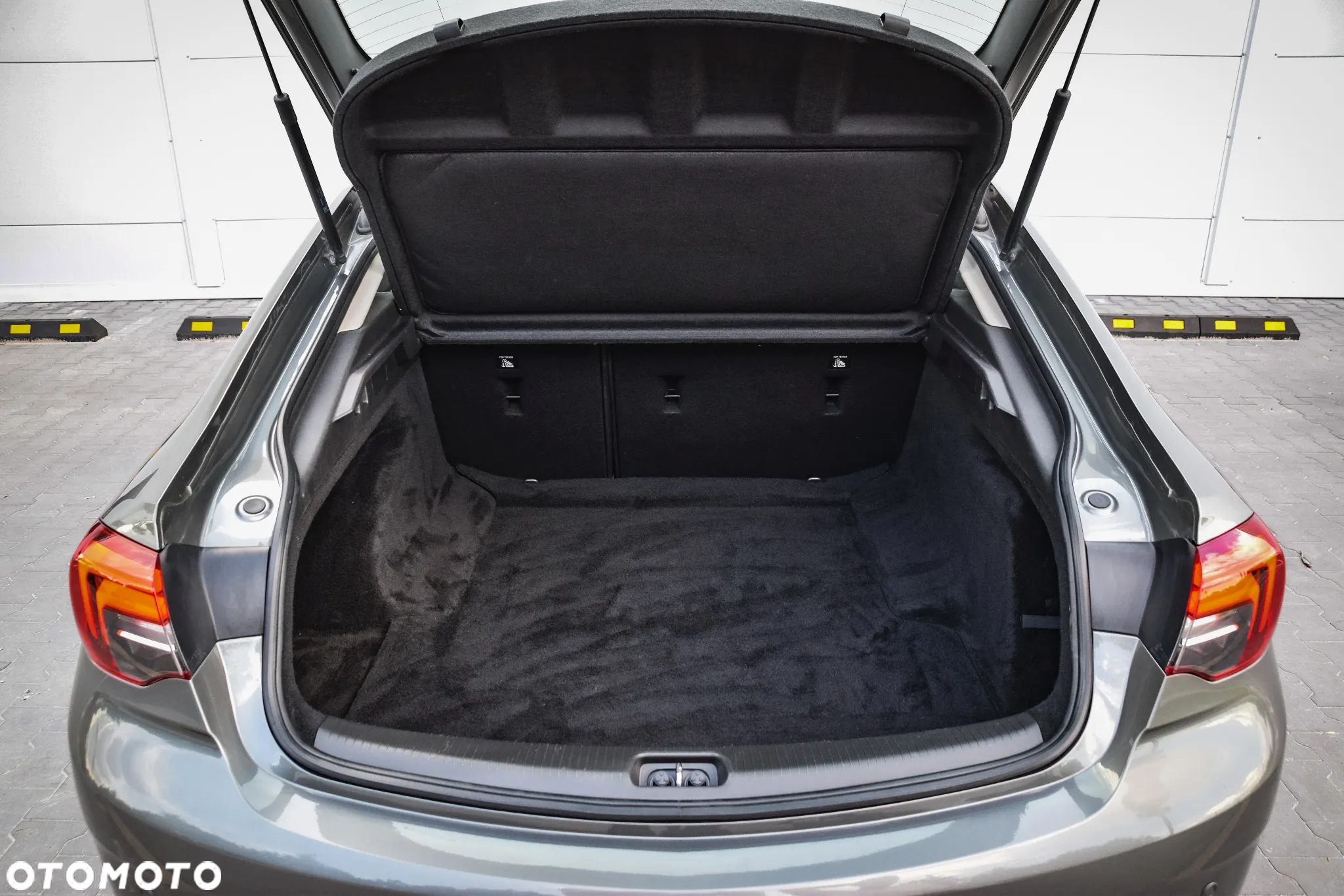 Opel Insignia 1.5 T GPF Elite S&S - 37
