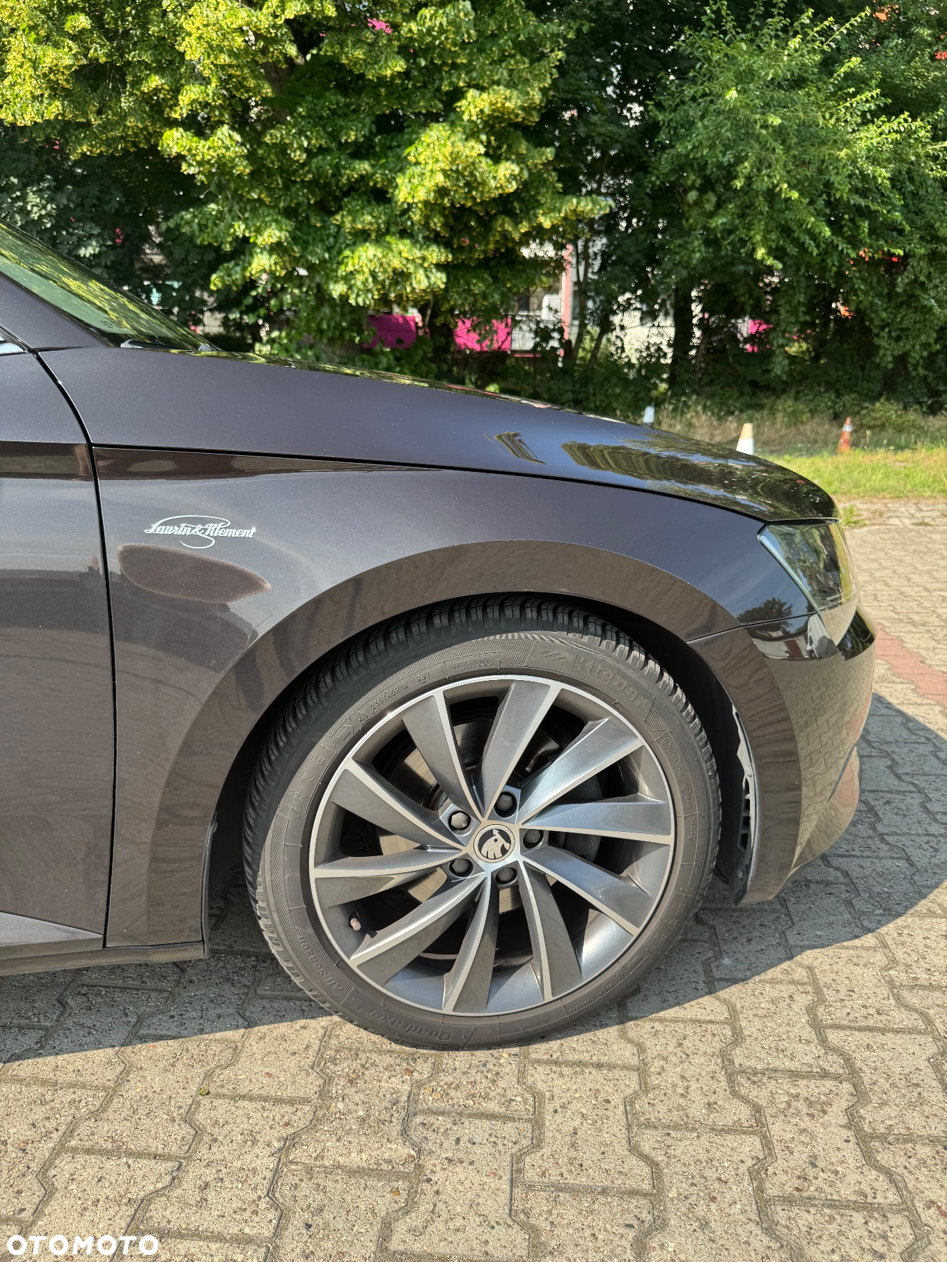 Skoda Superb 1.8 TSI L&K DSG - 7