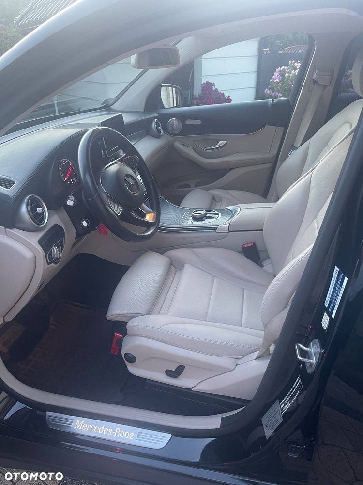 Mercedes-Benz GLC - 7