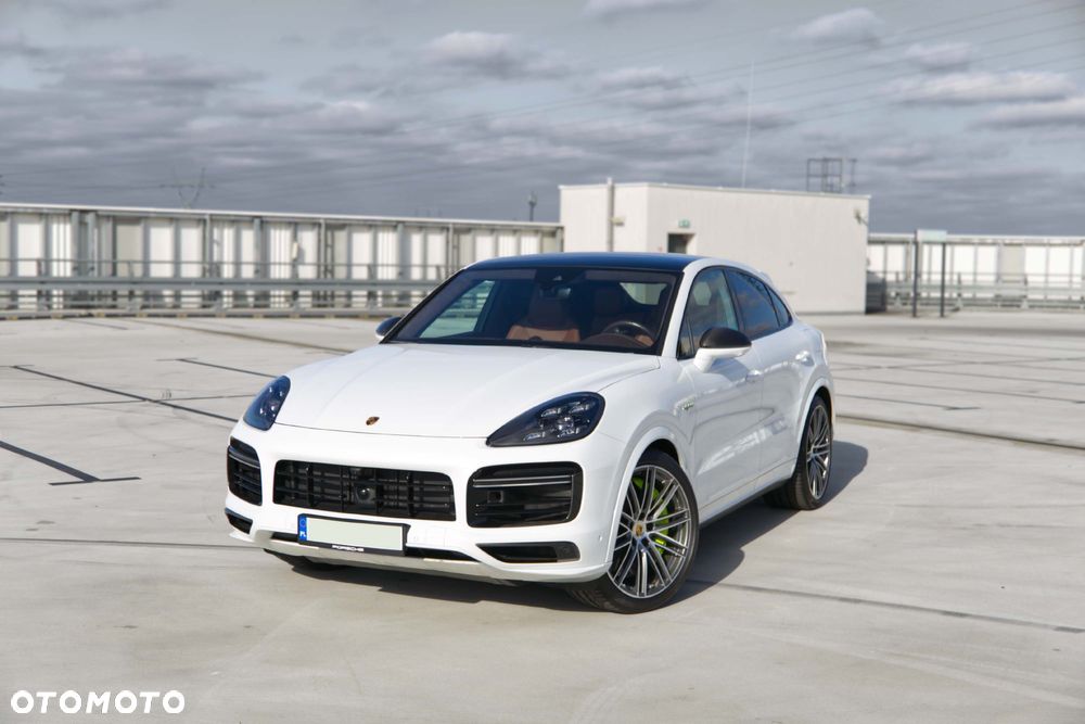 Porsche Cayenne Turbo S E-Hybrid Tiptronic S - 1