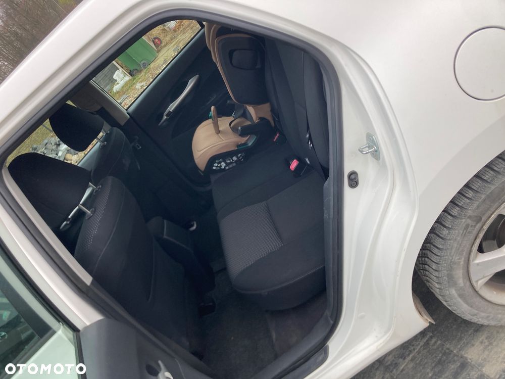 Toyota Auris 1.6 Travel - 8