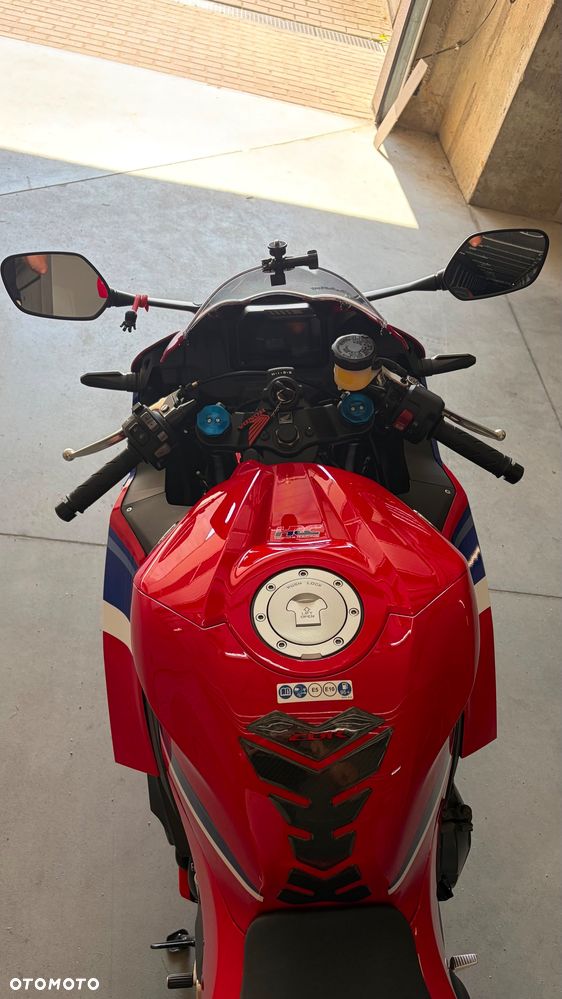 Honda CBR - 12