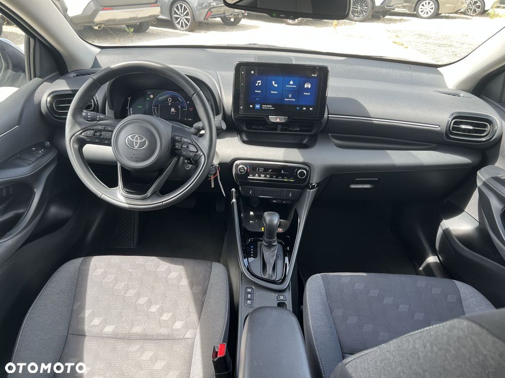 Toyota Yaris Hybrid 1.5 Style - 11