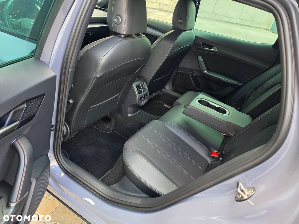Cupra Formentor 1.5 eTSI DSG - 23
