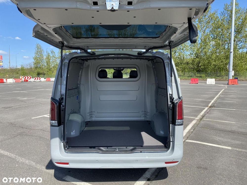 Mercedes-Benz Vito - 21