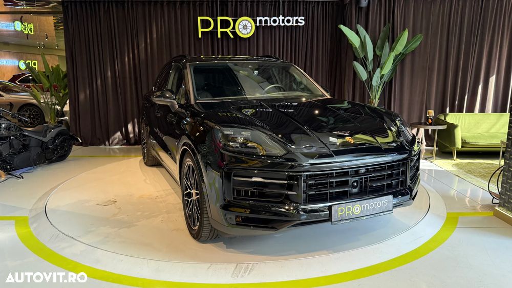 Porsche Cayenne 2024 photo 2
