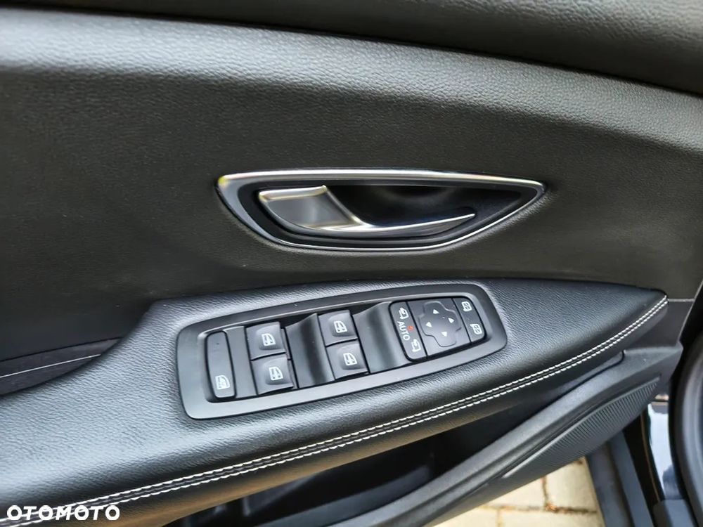 Renault Scenic ENERGY TCe 115 EXPERIENCE - 28