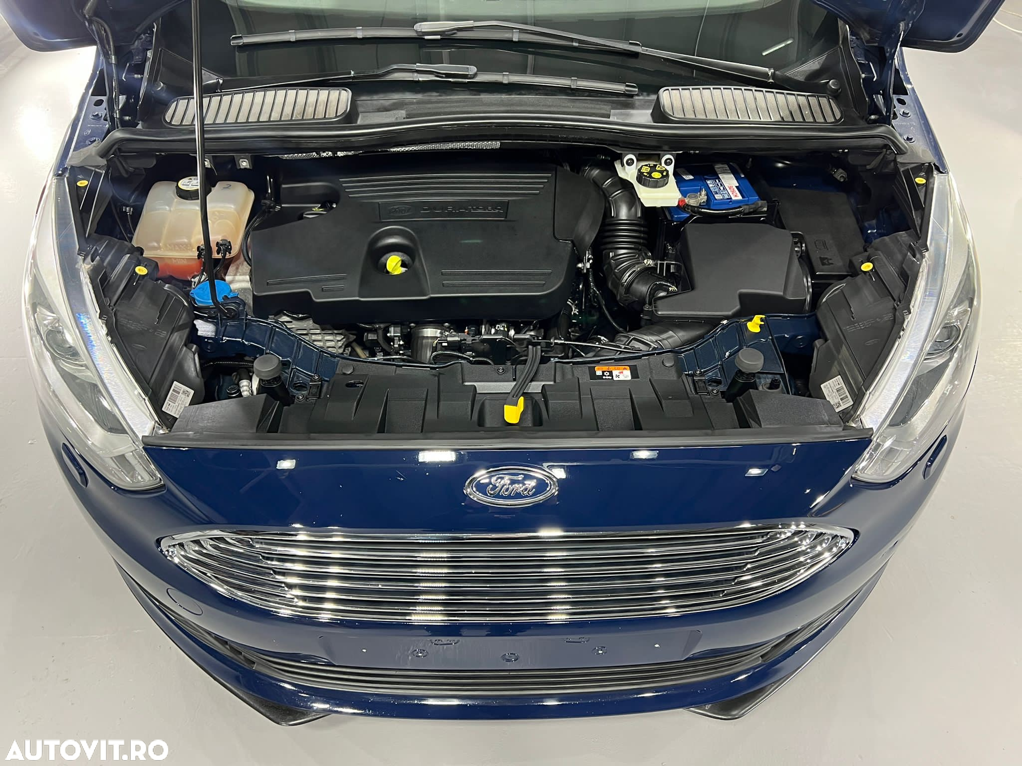 Ford C-Max 2.0 TDCi Powershift Titanium - 9