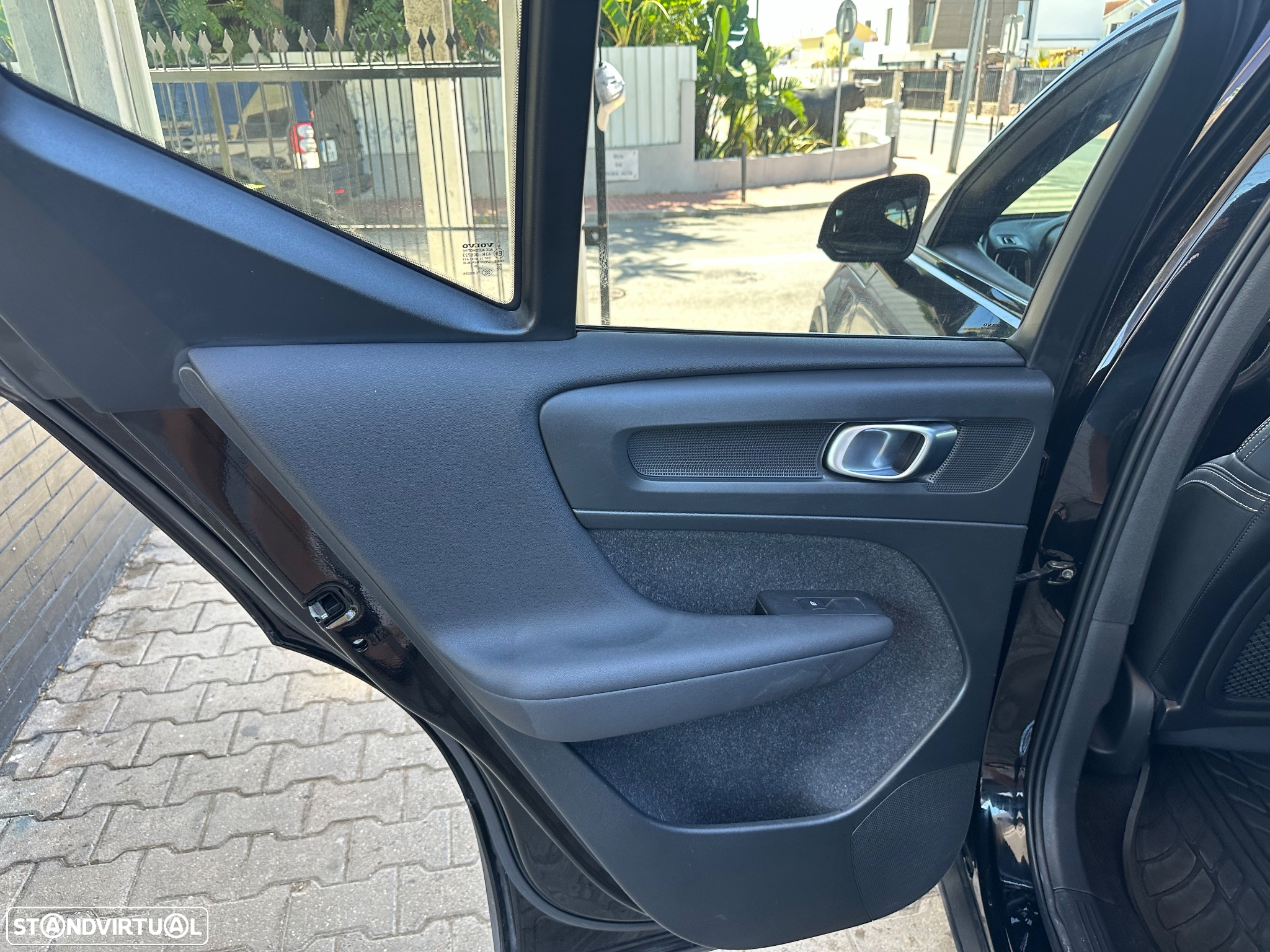 Volvo XC 40 1.5 T5 PHEV R-Design Expression - 11