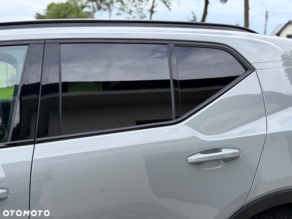 Volvo XC 40 B3 B DKG Ultra Black Edition - 11