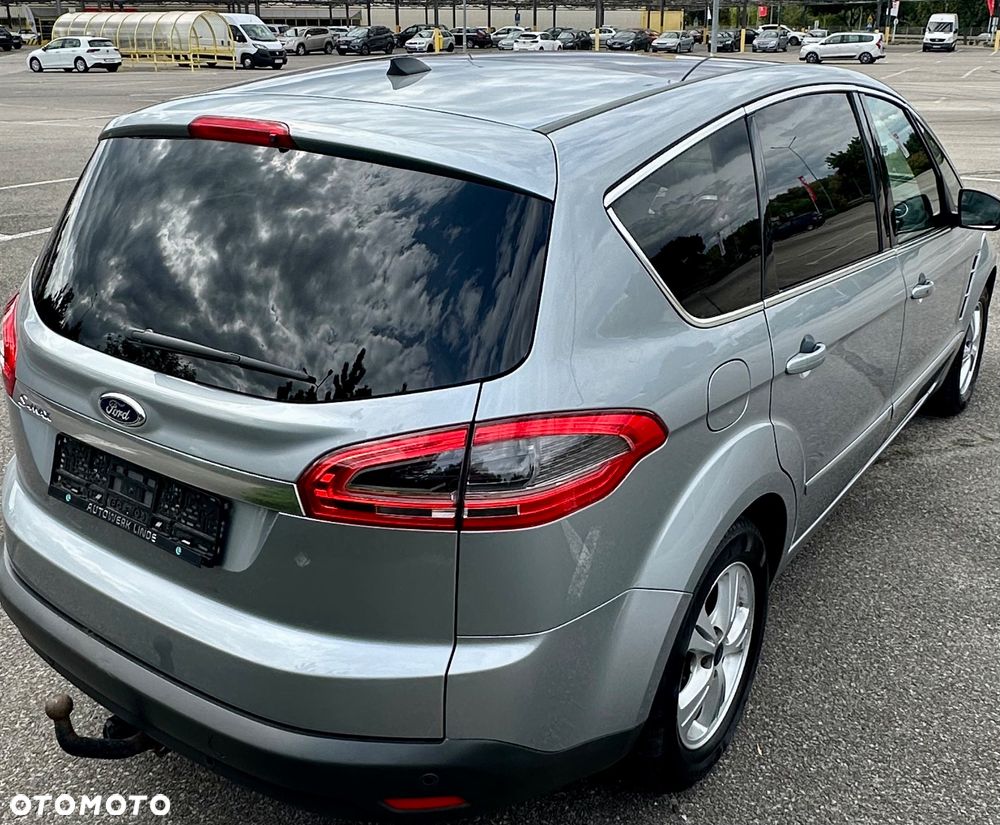 Ford S-Max 2.0 TDCi DPF Titanium X - 13