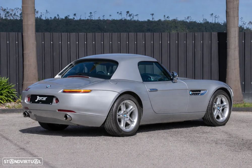 BMW Z8 Standard - 16