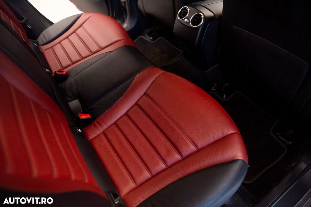 Mercedes-Benz GLC Coupe 220 d 4Matic 9G-TRONIC AMG Line - 31