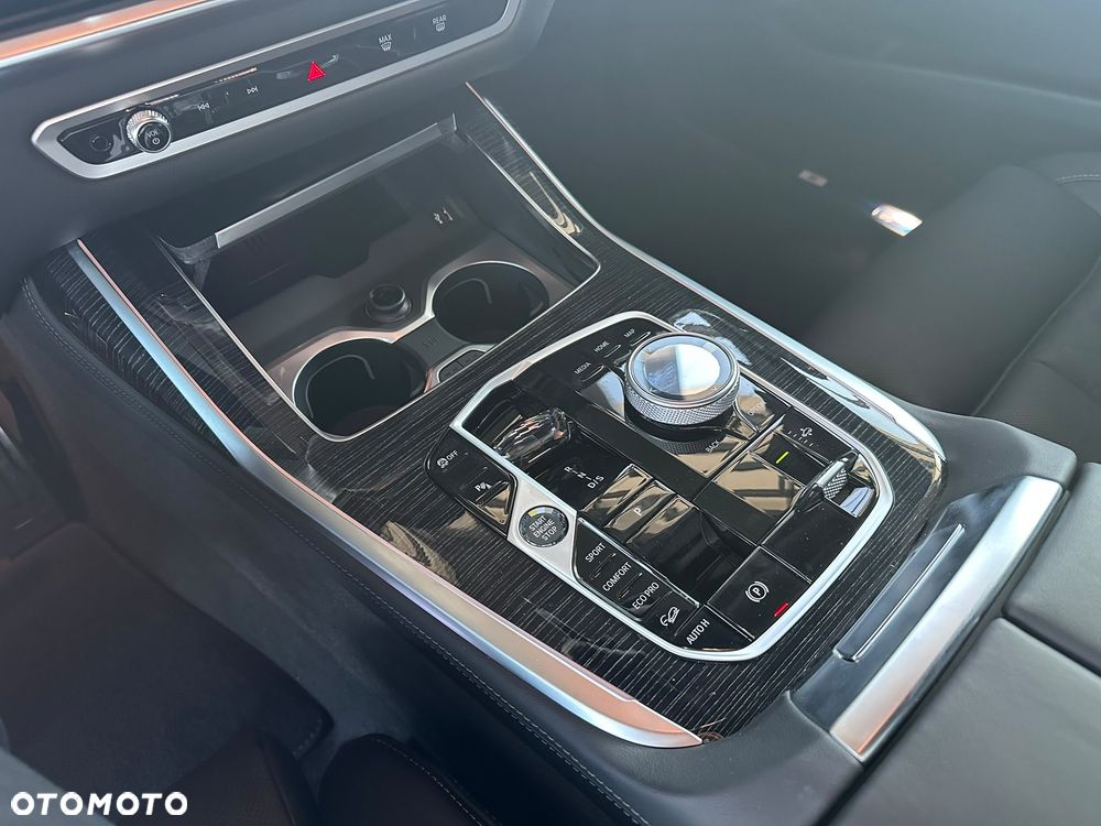 BMW X7 xDrive40d mHEV sport - 22
