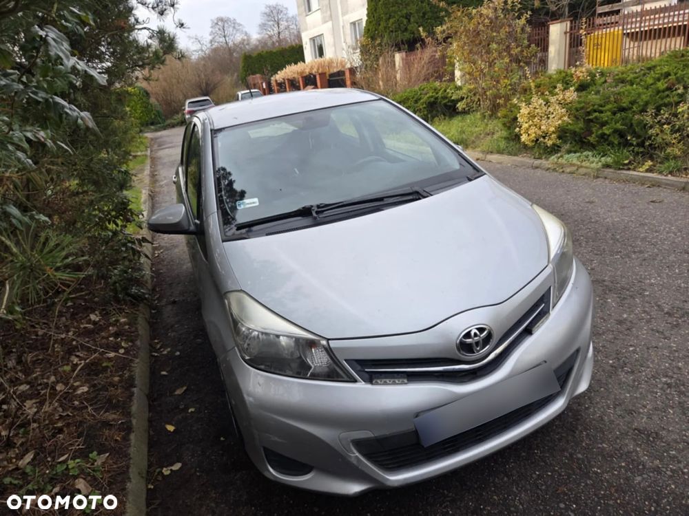 Toyota Yaris 1.4 D-4D Premium - 1