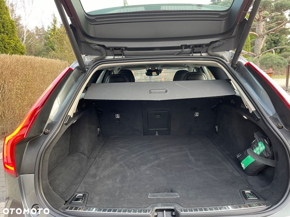 Volvo V90 D4 Geartronic Momentum - 15