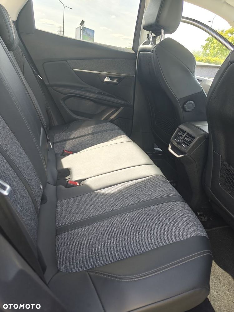 Peugeot 3008 1.5 BlueHDi Allure S&S - 20