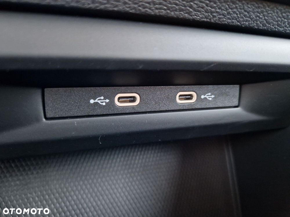Volkswagen Golf 1.5 TSI EVO Style - 29