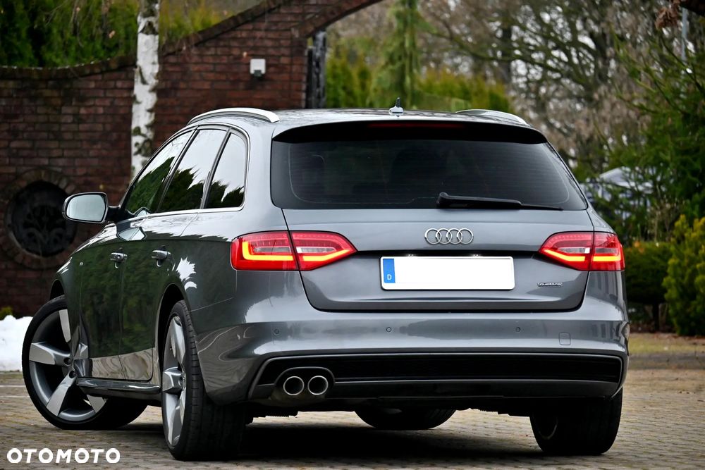Audi A4 Avant 2.0 TDI DPF clean diesel quattro S tronic S line Sportpaket - 13