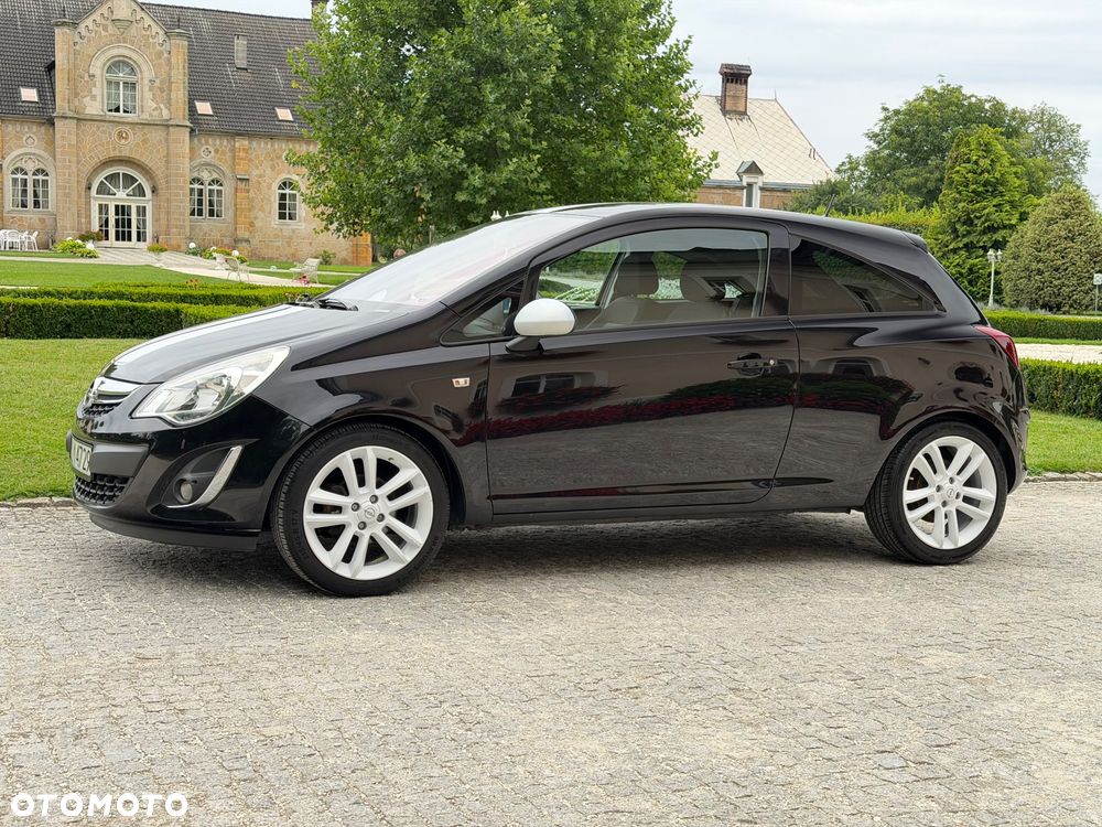 Opel Corsa 1.4 16V Edition 150 - 21